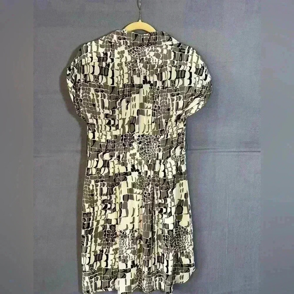 Nanette Lepore Womens Dress Size 10 Brown Button Up Lined 100% Silk - Picture 5 of 7